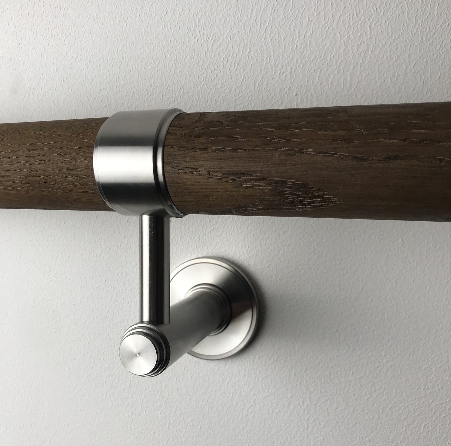 Modern Heritage Handrails – Oak & Stainless Steel - CoreMount